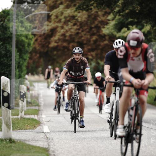 30.08.2026 - Elbe Triathlon Hamburg Michael Burmester http://msf.ph/oto/10075706 30.08.2026 11:08:08 Radfahren 1135, 1278, 1335, 1398, 1399, 1410, 1432 meine-sportfotos.de