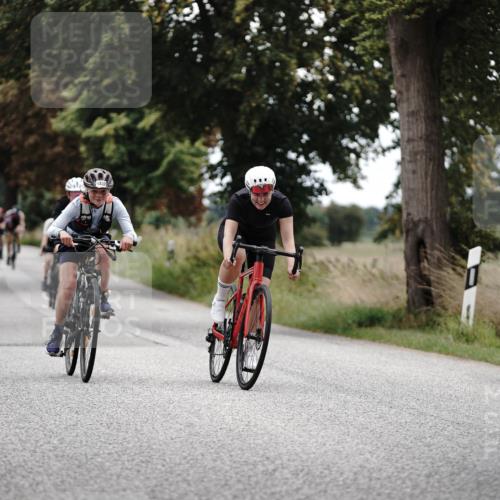 30.08.2026 - Elbe Triathlon Hamburg Michael Burmester http://msf.ph/oto/10075712 30.08.2026 11:08:11 Radfahren 1135, 1277, 1278, 1310, 1311, 1335, 1398, 1399, 1410, 1432 meine-sportfotos.de