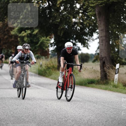 30.08.2026 - Elbe Triathlon Hamburg Michael Burmester http://msf.ph/oto/10075713 30.08.2026 11:08:11 Radfahren 1135, 1277, 1278, 1310, 1311, 1335, 1398, 1399, 1410, 1432 meine-sportfotos.de