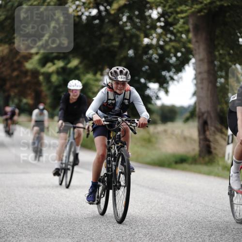 30.08.2026 - Elbe Triathlon Hamburg Michael Burmester http://msf.ph/oto/10075714 30.08.2026 11:08:12 Radfahren 1135, 1277, 1310, 1311, 1398, 1399, 1410, 1432 meine-sportfotos.de