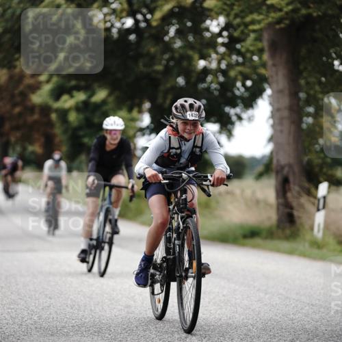 30.08.2026 - Elbe Triathlon Hamburg Michael Burmester http://msf.ph/oto/10075716 30.08.2026 11:08:12 Radfahren 1135, 1277, 1310, 1311, 1398, 1399, 1410, 1432 meine-sportfotos.de