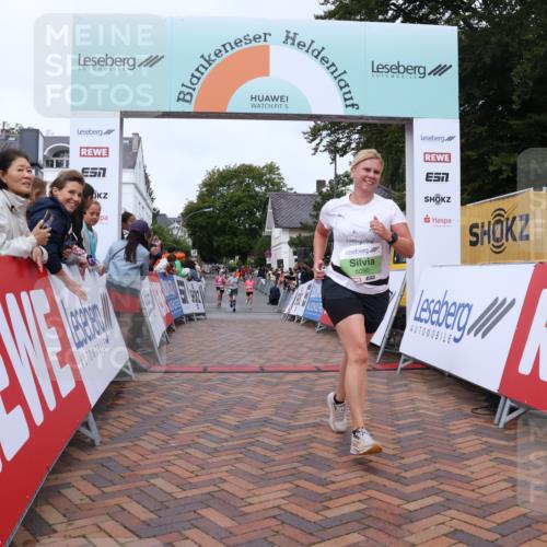 30.08.2026 - Blankeneser Heldenlauf Lena Gebhardt http://msf.ph/oto/10075724 30.08.2026 10:27:54 Ziel 5090, 5304 meine-sportfotos.de