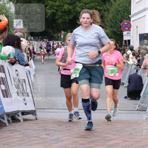 30.08.2026 - Blankeneser Heldenlauf Lena Gebhardt http://msf.ph/oto/10075732 30.08.2026 10:27:57 Ziel 5090, 5304, 5384, 5509 meine-sportfotos.de