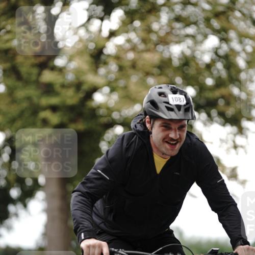 30.08.2026 - Elbe Triathlon Hamburg Michael Burmester http://msf.ph/oto/10075735 30.08.2026 11:08:28 Radfahren 1087, 1245, 1489 meine-sportfotos.de