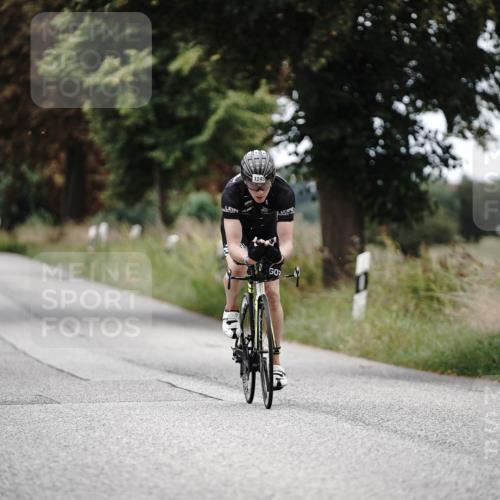 30.08.2026 - Elbe Triathlon Hamburg Michael Burmester http://msf.ph/oto/10075736 30.08.2026 11:08:33 Radfahren 1245 meine-sportfotos.de