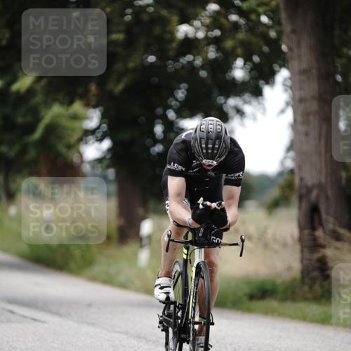 30.08.2026 - Elbe Triathlon Hamburg Michael Burmester http://msf.ph/oto/10075740 30.08.2026 11:08:34 Radfahren 1245, 1258, 1516 meine-sportfotos.de