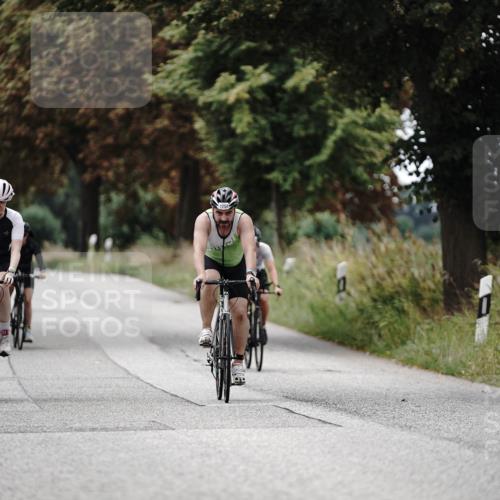 30.08.2026 - Elbe Triathlon Hamburg Michael Burmester http://msf.ph/oto/10075741 30.08.2026 11:08:39 Radfahren 906, 1258, 1516 meine-sportfotos.de