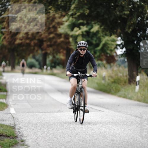 30.08.2026 - Elbe Triathlon Hamburg Michael Burmester http://msf.ph/oto/10075746 30.08.2026 11:08:43 Radfahren 906, 1258, 1516 meine-sportfotos.de
