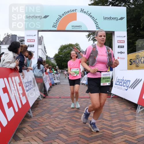 30.08.2026 - Blankeneser Heldenlauf Lena Gebhardt http://msf.ph/oto/10075752 30.08.2026 10:28:02 Ziel 5384, 5509, 5858 meine-sportfotos.de