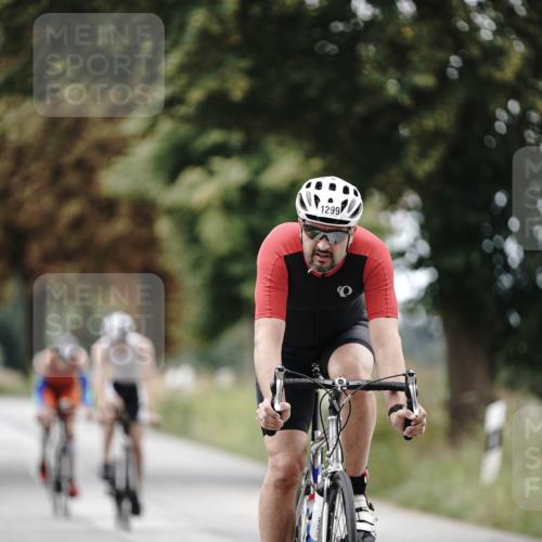 30.08.2026 - Elbe Triathlon Hamburg Michael Burmester http://msf.ph/oto/10075780 30.08.2026 11:09:21 Radfahren 1299, 1353, 1422, 1441 meine-sportfotos.de