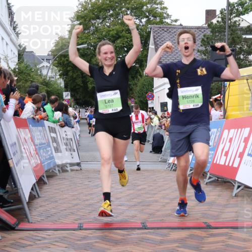 30.08.2026 - Blankeneser Heldenlauf Lena Gebhardt http://msf.ph/oto/10075824 30.08.2026 10:28:17 Ziel 5225, 5255, 5585, 5650, 5727, 5728, 5856 meine-sportfotos.de