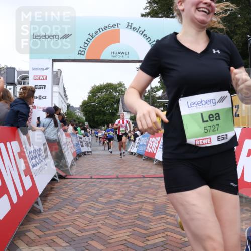 30.08.2026 - Blankeneser Heldenlauf Lena Gebhardt http://msf.ph/oto/10075840 30.08.2026 10:28:19 Ziel 5225, 5585, 5650, 5727, 5728, 5855, 5856 meine-sportfotos.de