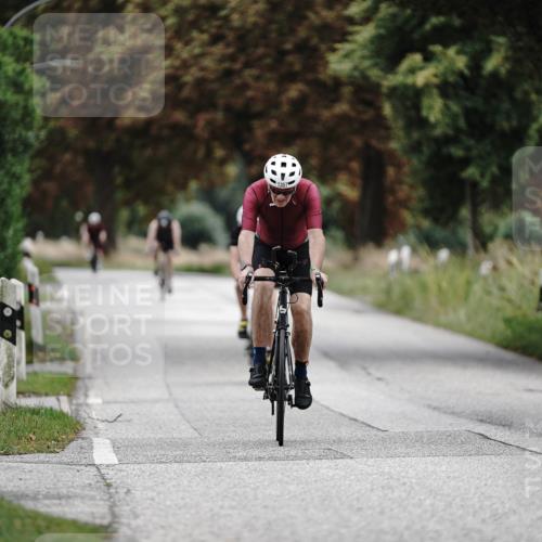30.08.2026 - Elbe Triathlon Hamburg Michael Burmester http://msf.ph/oto/10075841 30.08.2026 11:10:03 Radfahren 1296, 1324, 1357, 1458 meine-sportfotos.de