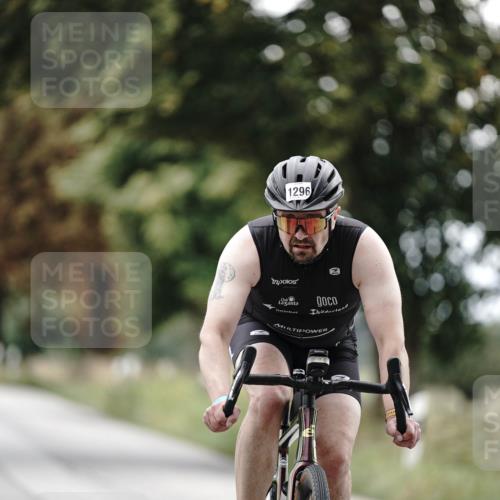 30.08.2026 - Elbe Triathlon Hamburg Michael Burmester http://msf.ph/oto/10075851 30.08.2026 11:10:10 Radfahren 1296, 1481 meine-sportfotos.de
