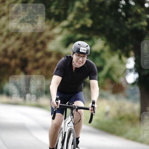 30.08.2026 - Elbe Triathlon Hamburg Michael Burmester http://msf.ph/oto/10075863 30.08.2026 11:10:22 Radfahren 1145, 1239 meine-sportfotos.de