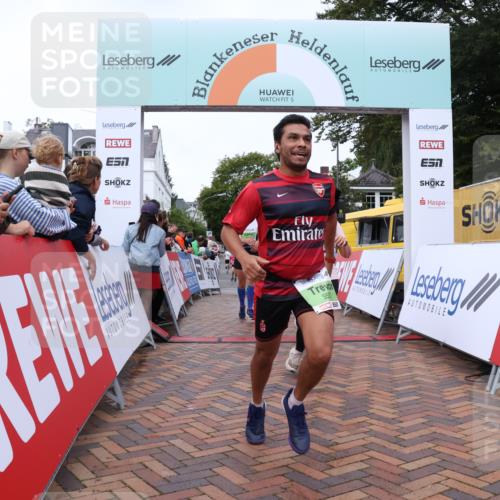 30.08.2026 - Blankeneser Heldenlauf Lena Gebhardt http://msf.ph/oto/10075882 30.08.2026 10:28:25 Ziel 5478, 5537, 5650, 5727, 5728, 5805, 5806, 5807, 5851, 5855 meine-sportfotos.de