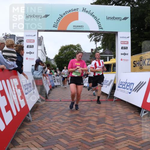 30.08.2026 - Blankeneser Heldenlauf Lena Gebhardt http://msf.ph/oto/10075931 30.08.2026 10:28:31 Ziel 5130, 5478, 5537, 5663, 5713, 5805, 5806, 5807, 5808, 5850, 5851, 5855 meine-sportfotos.de