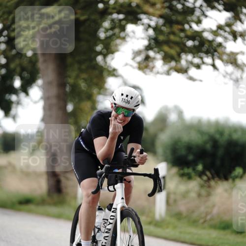 30.08.2026 - Elbe Triathlon Hamburg Michael Burmester http://msf.ph/oto/10075949 30.08.2026 11:12:18 Radfahren 1336, 1536, 1581 meine-sportfotos.de