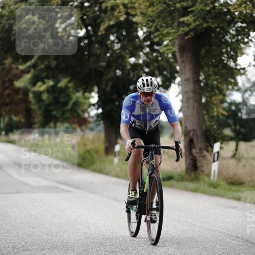 30.08.2026 - Elbe Triathlon Hamburg Michael Burmester http://msf.ph/oto/10075952 30.08.2026 11:12:20 Radfahren 1336, 1536, 1581 meine-sportfotos.de