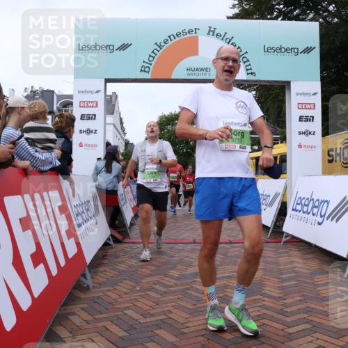 30.08.2026 - Blankeneser Heldenlauf Lena Gebhardt http://msf.ph/oto/10075961 30.08.2026 10:28:35 Ziel 5082, 5130, 5385, 5478, 5663, 5713, 5783, 5808, 5850 meine-sportfotos.de