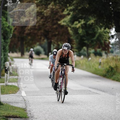 30.08.2026 - Elbe Triathlon Hamburg Michael Burmester http://msf.ph/oto/10075999 30.08.2026 11:13:00 Radfahren 1409, 1551, 1588 meine-sportfotos.de