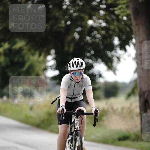 30.08.2026 - Elbe Triathlon Hamburg Michael Burmester http://msf.ph/oto/10076011 30.08.2026 11:13:07 Radfahren 1409 meine-sportfotos.de