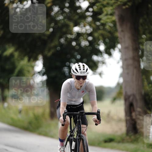 30.08.2026 - Elbe Triathlon Hamburg Michael Burmester http://msf.ph/oto/10076019 30.08.2026 11:13:18 Radfahren 1294, 1440, 1480, 1510, 1583 meine-sportfotos.de