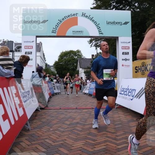 30.08.2026 - Blankeneser Heldenlauf Lena Gebhardt http://msf.ph/oto/10076048 30.08.2026 10:29:01 Ziel 5120, 5600, 5601, 5847 meine-sportfotos.de