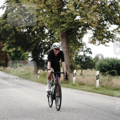 30.08.2026 - Elbe Triathlon Hamburg Michael Burmester http://msf.ph/oto/10076065 30.08.2026 11:14:06 Radfahren 1492, 1508, 1515 meine-sportfotos.de