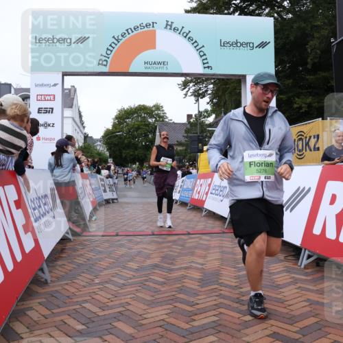 30.08.2026 - Blankeneser Heldenlauf Lena Gebhardt http://msf.ph/oto/10076093 30.08.2026 10:29:08 Ziel 5120, 5276, 5285, 5600, 5601, 5696, 5847 meine-sportfotos.de
