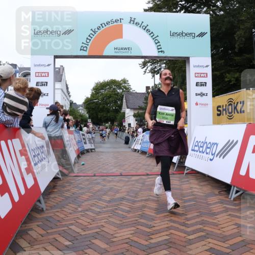 30.08.2026 - Blankeneser Heldenlauf Lena Gebhardt http://msf.ph/oto/10076103 30.08.2026 10:29:09 Ziel 5276, 5285, 5600, 5601, 5696 meine-sportfotos.de