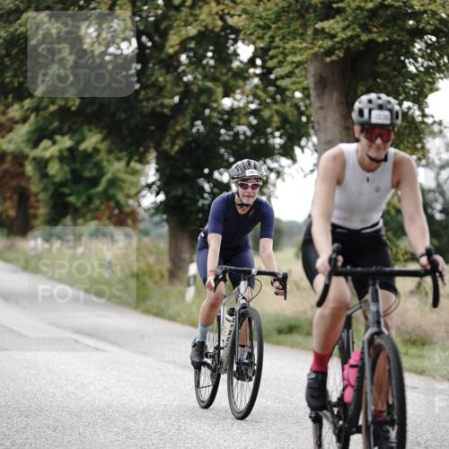 30.08.2026 - Elbe Triathlon Hamburg Michael Burmester http://msf.ph/oto/10076112 30.08.2026 11:14:43 Radfahren 804, 1497, 1538 meine-sportfotos.de