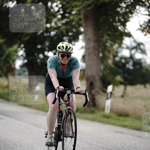 30.08.2026 - Elbe Triathlon Hamburg Michael Burmester http://msf.ph/oto/10076142 30.08.2026 11:15:26 Radfahren 1416, 1550, 1554, 1576 meine-sportfotos.de