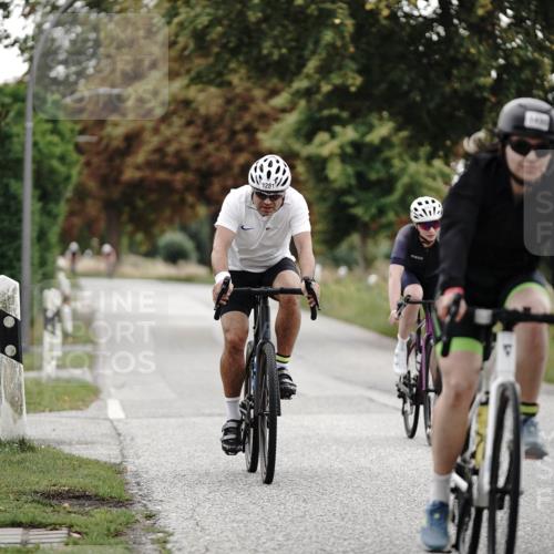 30.08.2026 - Elbe Triathlon Hamburg Michael Burmester http://msf.ph/oto/10076203 30.08.2026 11:16:22 Radfahren 1281, 1475, 1490 meine-sportfotos.de