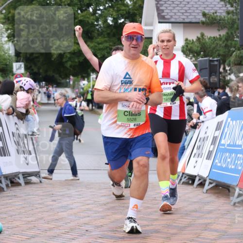 30.08.2026 - Blankeneser Heldenlauf Lena Gebhardt http://msf.ph/oto/10076224 30.08.2026 10:29:33 Ziel 5499, 5525, 5526, 5528, 5543, 5656, 5765 meine-sportfotos.de