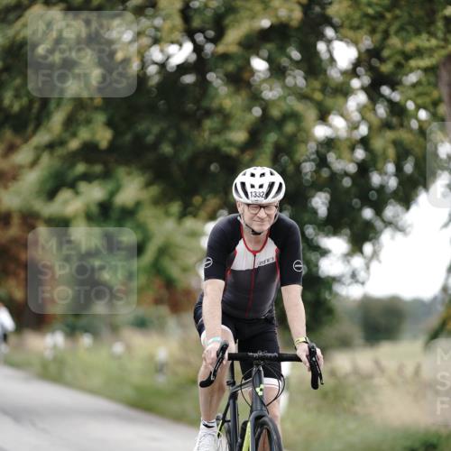 30.08.2026 - Elbe Triathlon Hamburg Michael Burmester http://msf.ph/oto/10076262 30.08.2026 11:17:35 Radfahren 1301, 1332, 1582 meine-sportfotos.de