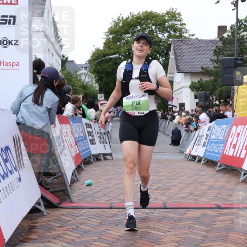 30.08.2026 - Blankeneser Heldenlauf Lena Gebhardt http://msf.ph/oto/10076272 30.08.2026 10:29:40 Ziel 5051, 5499, 5528, 5656, 5765 meine-sportfotos.de