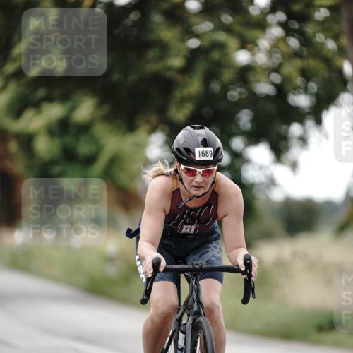 30.08.2026 - Elbe Triathlon Hamburg Michael Burmester http://msf.ph/oto/10076338 30.08.2026 11:18:51 Radfahren 1542, 1689 meine-sportfotos.de