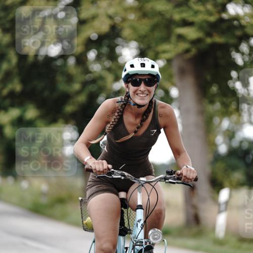 30.08.2026 - Elbe Triathlon Hamburg Michael Burmester http://msf.ph/oto/10076345 30.08.2026 11:19:17 Radfahren 1465, 1498, 1521 meine-sportfotos.de