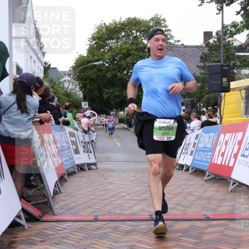 30.08.2026 - Blankeneser Heldenlauf Lena Gebhardt http://msf.ph/oto/10076392 30.08.2026 10:30:05 Ziel 5079, 5260, 5319 meine-sportfotos.de