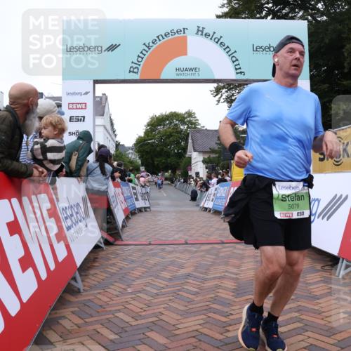 30.08.2026 - Blankeneser Heldenlauf Lena Gebhardt http://msf.ph/oto/10076402 30.08.2026 10:30:07 Ziel 5079, 5260 meine-sportfotos.de