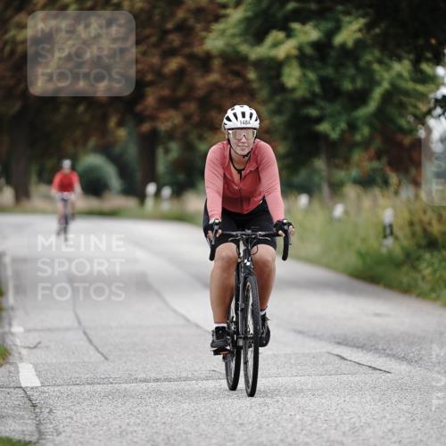 30.08.2026 - Elbe Triathlon Hamburg Michael Burmester http://msf.ph/oto/10076433 30.08.2026 11:20:28 Radfahren 1378, 1484, 1506 meine-sportfotos.de