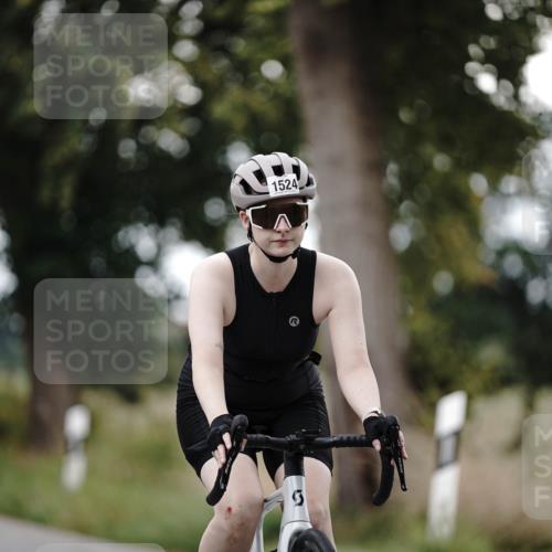 30.08.2026 - Elbe Triathlon Hamburg Michael Burmester http://msf.ph/oto/10076453 30.08.2026 11:20:46 Radfahren 1393, 1394, 1482, 1524, 1687 meine-sportfotos.de