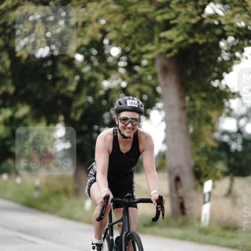 30.08.2026 - Elbe Triathlon Hamburg Michael Burmester http://msf.ph/oto/10076461 30.08.2026 11:20:57 Radfahren 1362, 1377, 1632 meine-sportfotos.de