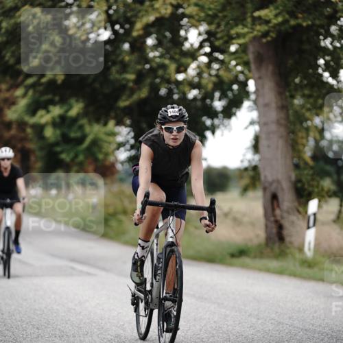 30.08.2026 - Elbe Triathlon Hamburg Michael Burmester http://msf.ph/oto/10076513 30.08.2026 11:21:37 Radfahren 1373, 1403, 1404, 1474 meine-sportfotos.de