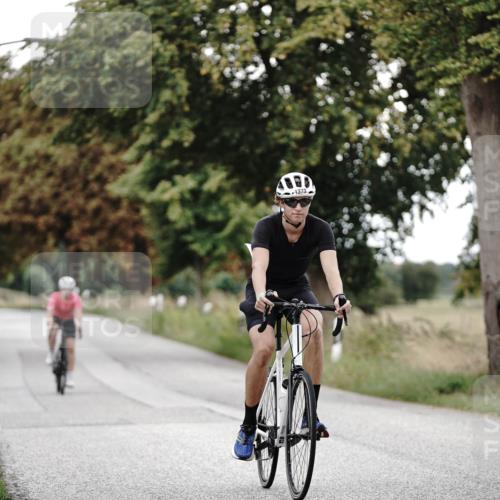 30.08.2026 - Elbe Triathlon Hamburg Michael Burmester http://msf.ph/oto/10076517 30.08.2026 11:21:39 Radfahren 1373, 1403, 1404, 1474 meine-sportfotos.de
