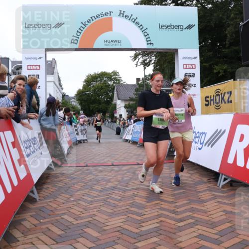 30.08.2026 - Blankeneser Heldenlauf Lena Gebhardt http://msf.ph/oto/10076535 30.08.2026 10:30:44 Ziel 5153, 5206, 5213, 5292, 5421, 5470, 5733, 5784 meine-sportfotos.de