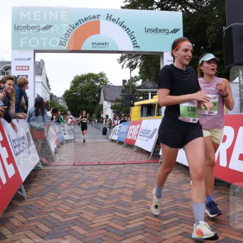 30.08.2026 - Blankeneser Heldenlauf Lena Gebhardt http://msf.ph/oto/10076540 30.08.2026 10:30:44 Ziel 5153, 5206, 5213, 5292, 5421, 5470, 5733, 5784 meine-sportfotos.de