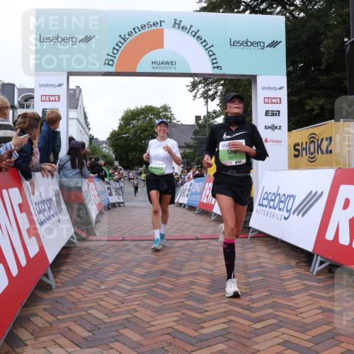 30.08.2026 - Blankeneser Heldenlauf Lena Gebhardt http://msf.ph/oto/10076578 30.08.2026 10:30:56 Ziel 5071, 5176 meine-sportfotos.de