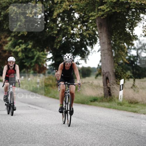 30.08.2026 - Elbe Triathlon Hamburg Michael Burmester http://msf.ph/oto/10076608 30.08.2026 11:22:52 Radfahren 1424, 1546, 1593, 1637 meine-sportfotos.de